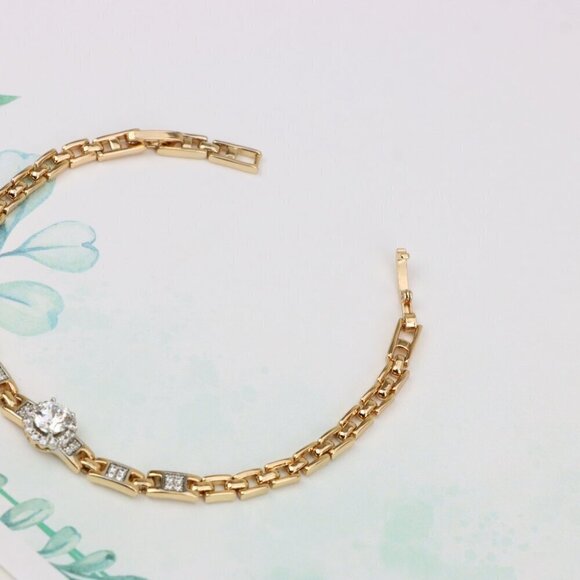 "Rose Gold Bracelet with Sparkling Centerpiece & Link Detailing, XPBL0830 - Picture 7 of 12